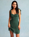 Minivestido Lencero Verde Floral con Escote Corazón