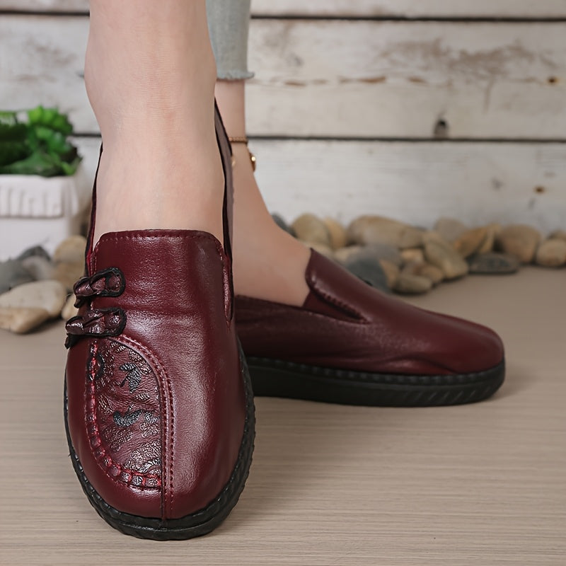 Josefina | Mocasines Blandos con Medallón Floral y Lazada