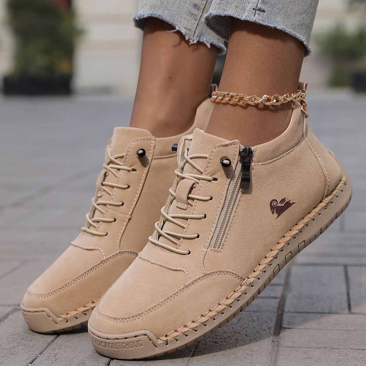 Belén | Zapatillas con Cremallera Lateral y Suela Masajeadora