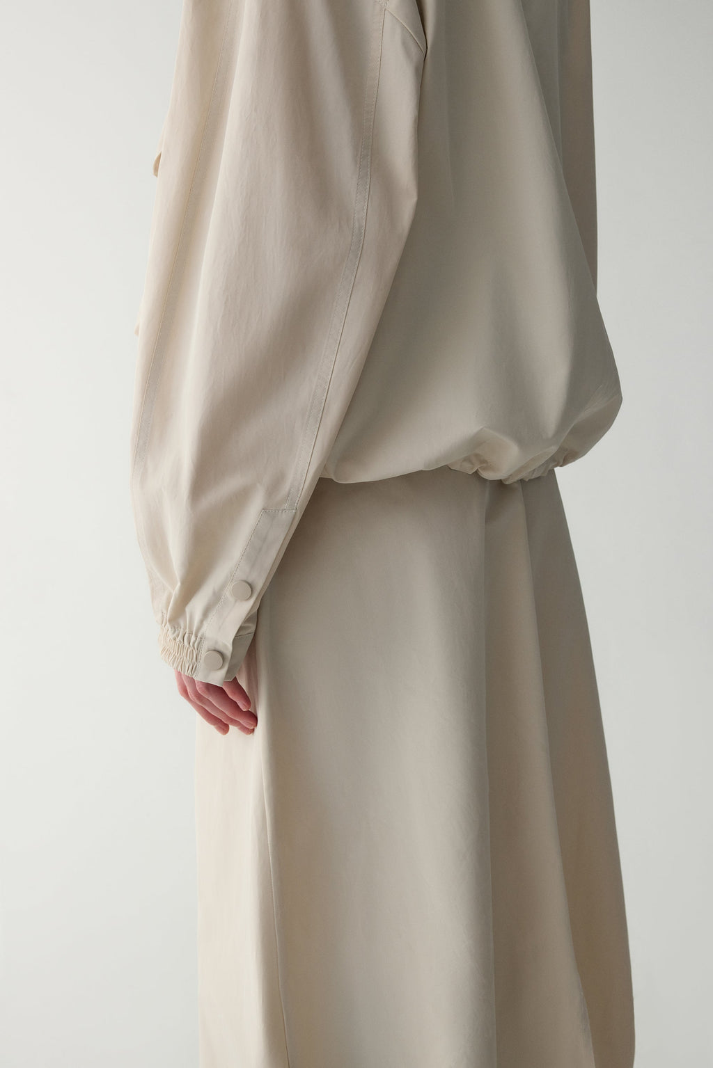 Sonia | Chaqueta Utility Oversize de Manga Corta