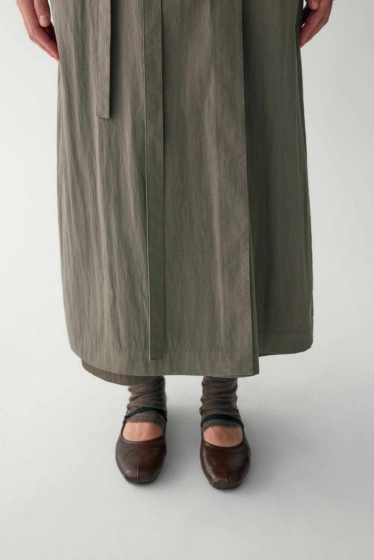 Elena | Trench Largo con Solapa Ancha