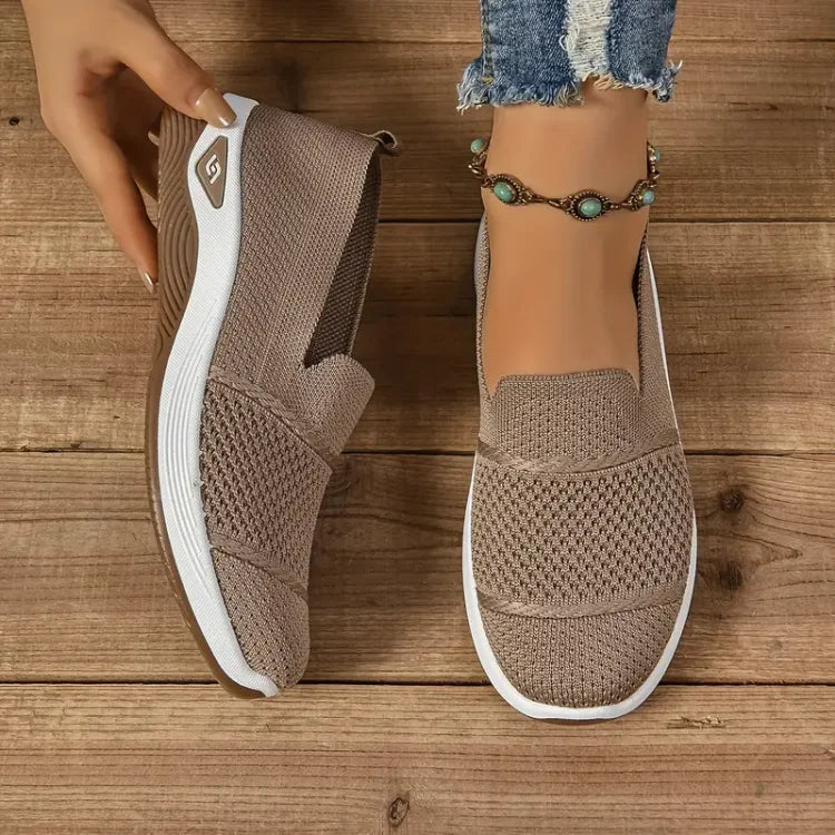 Cintia | Zapatillas Sin Cordones con Plataforma Amortiguada