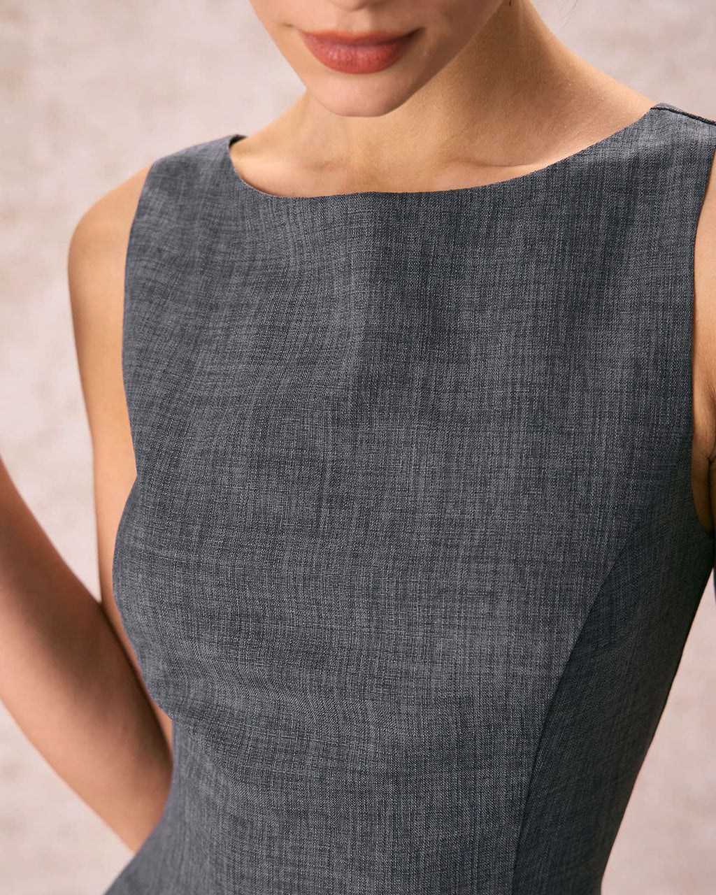 Minivestido Gris Sin Mangas con Escote Barco