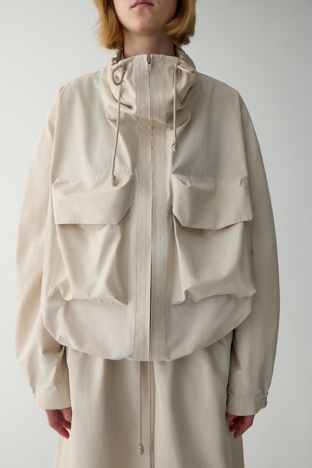 Sonia | Chaqueta Utility Oversize de Manga Corta