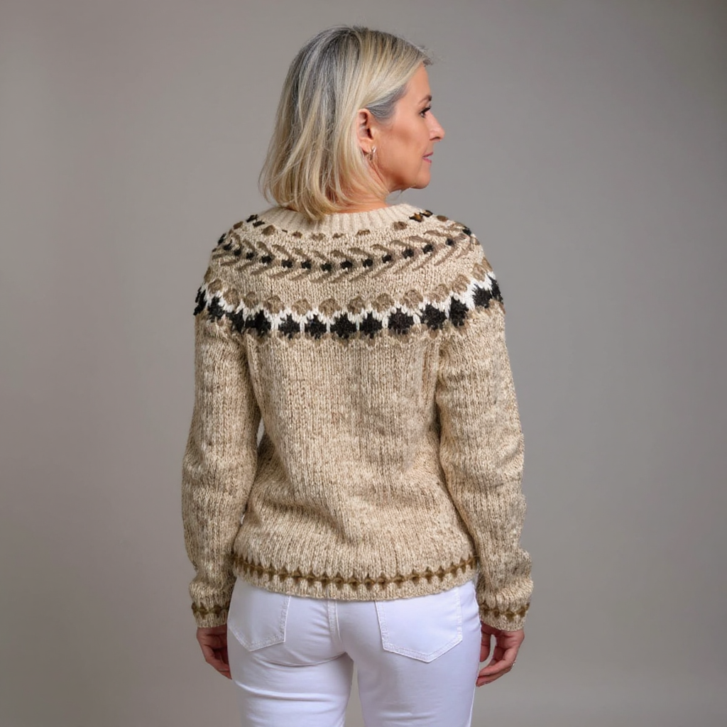 Catalina | Cárdigan de Punto Folk con Canesú Estampado
