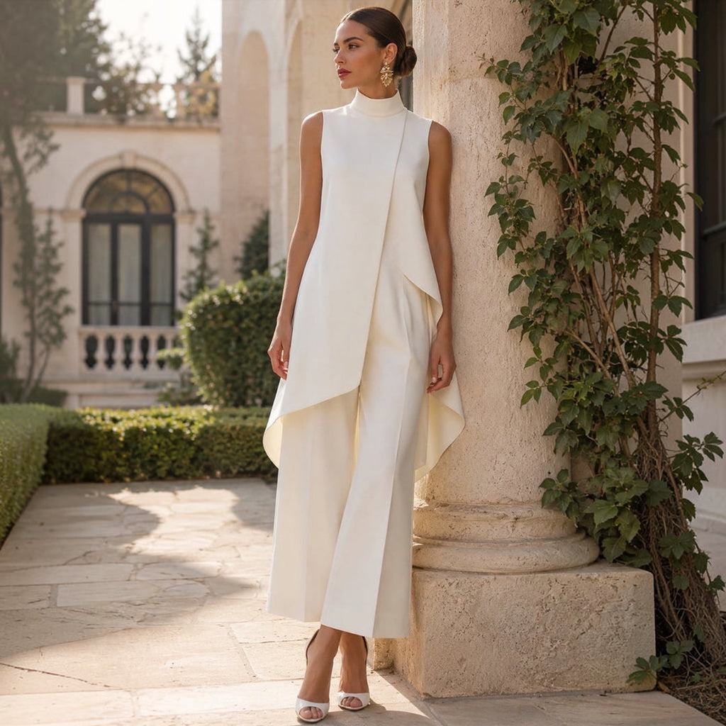 Daniela | Mono Elegante de Cuello Alto con Top Drapeado