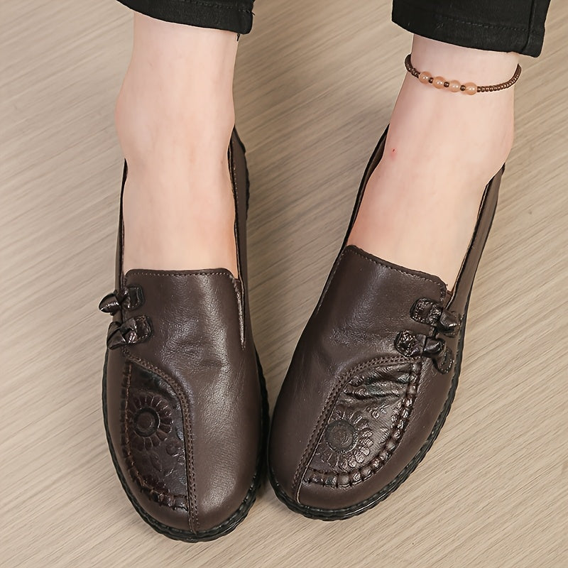 Josefina | Mocasines Blandos con Medallón Floral y Lazada