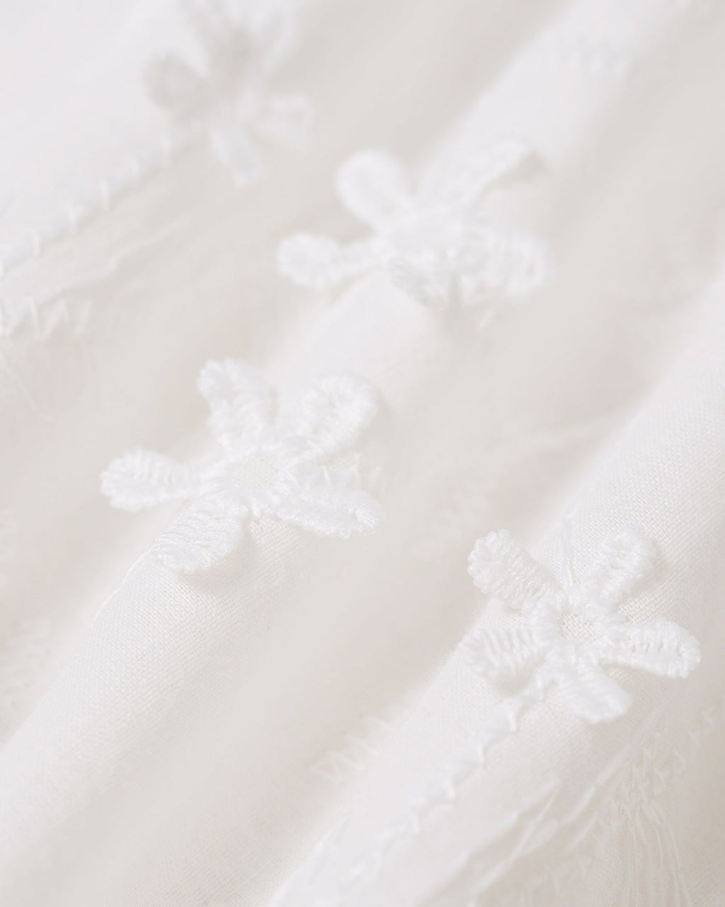 Vestido midi blanco de algodón, caída de la falda en corte A