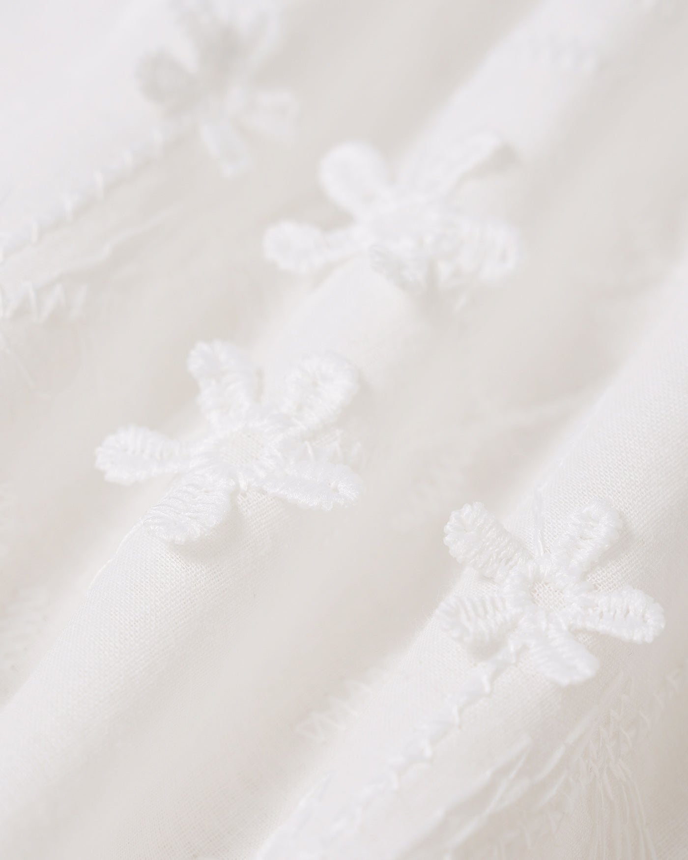Vestido midi blanco de algodón, caída de la falda en corte A