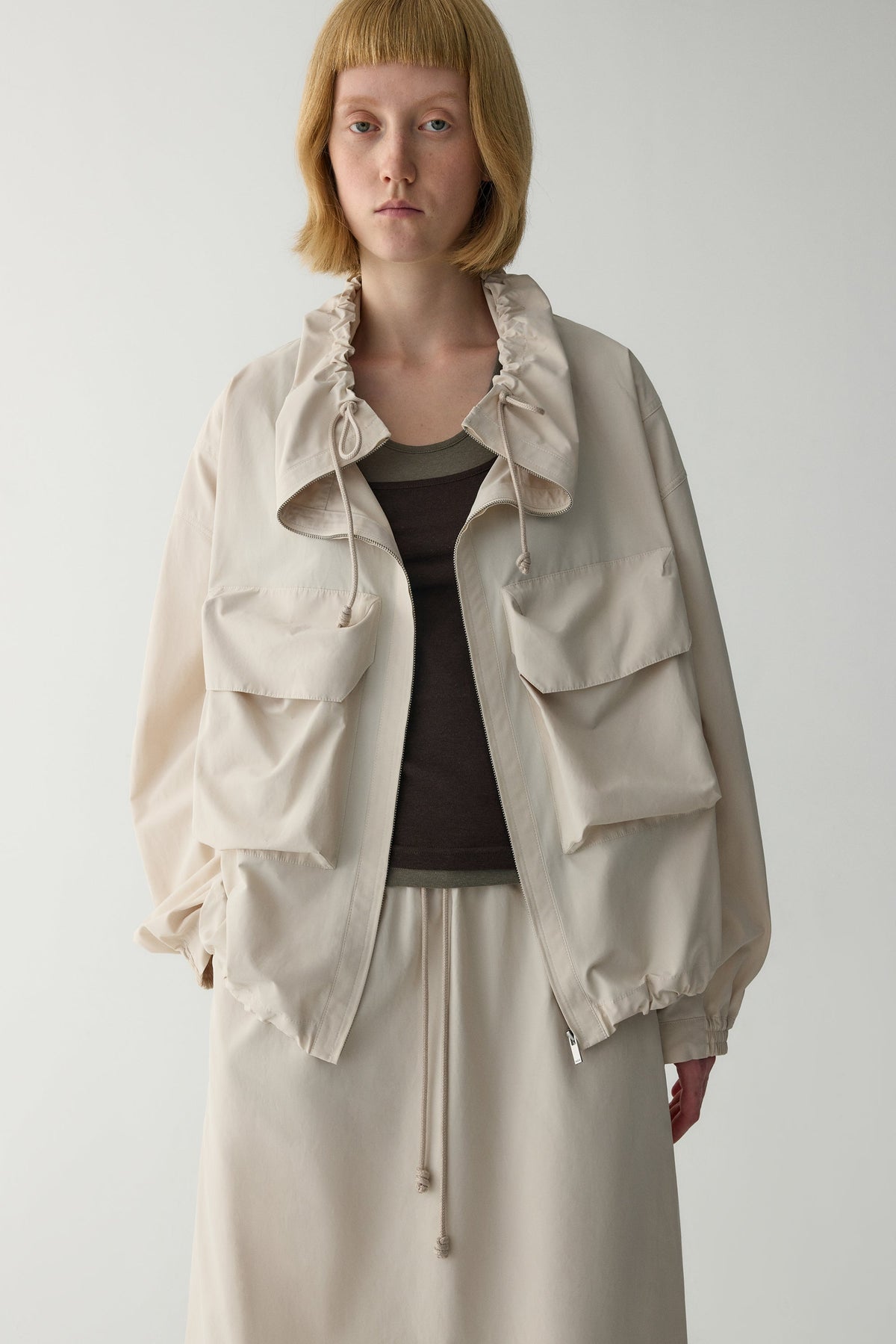 Sonia | Chaqueta Utility Oversize de Manga Corta