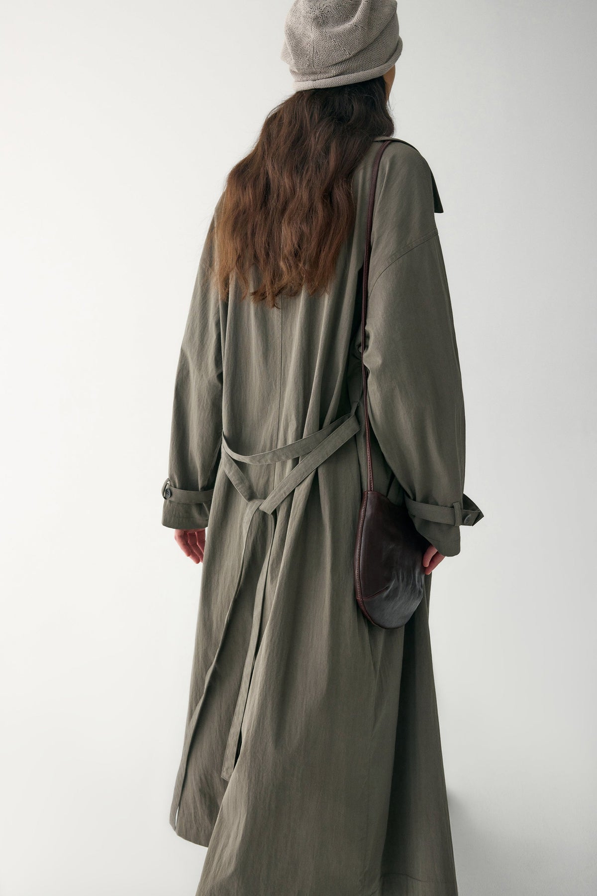 Elena | Trench Largo con Solapa Ancha