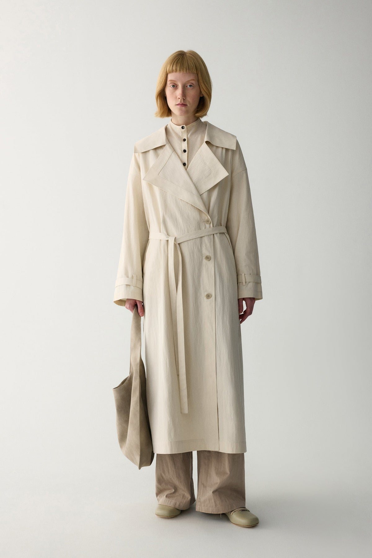 Elena | Trench Largo con Solapa Ancha