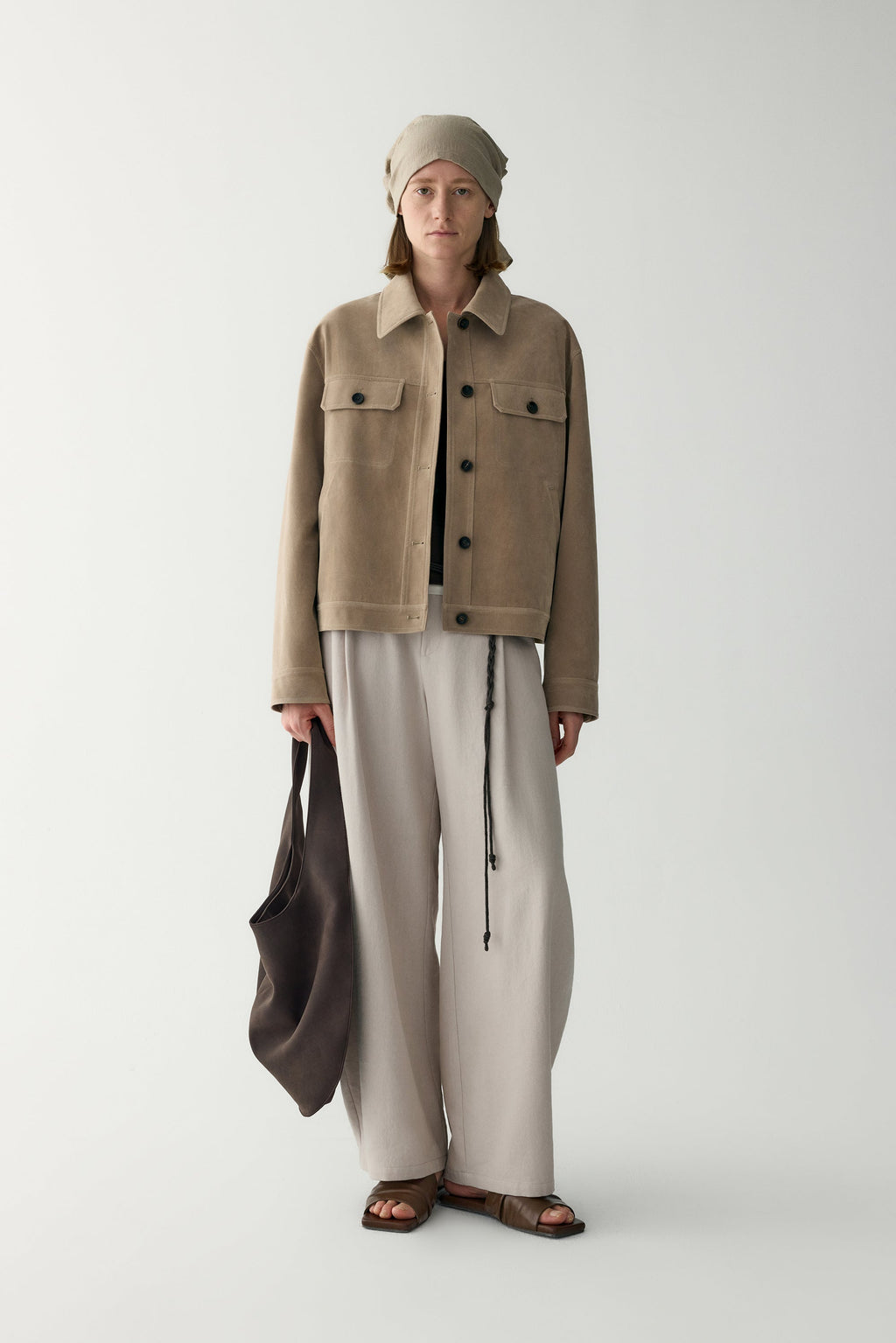Nuria | Chaqueta de Ante con Bolsillos de Plastrón