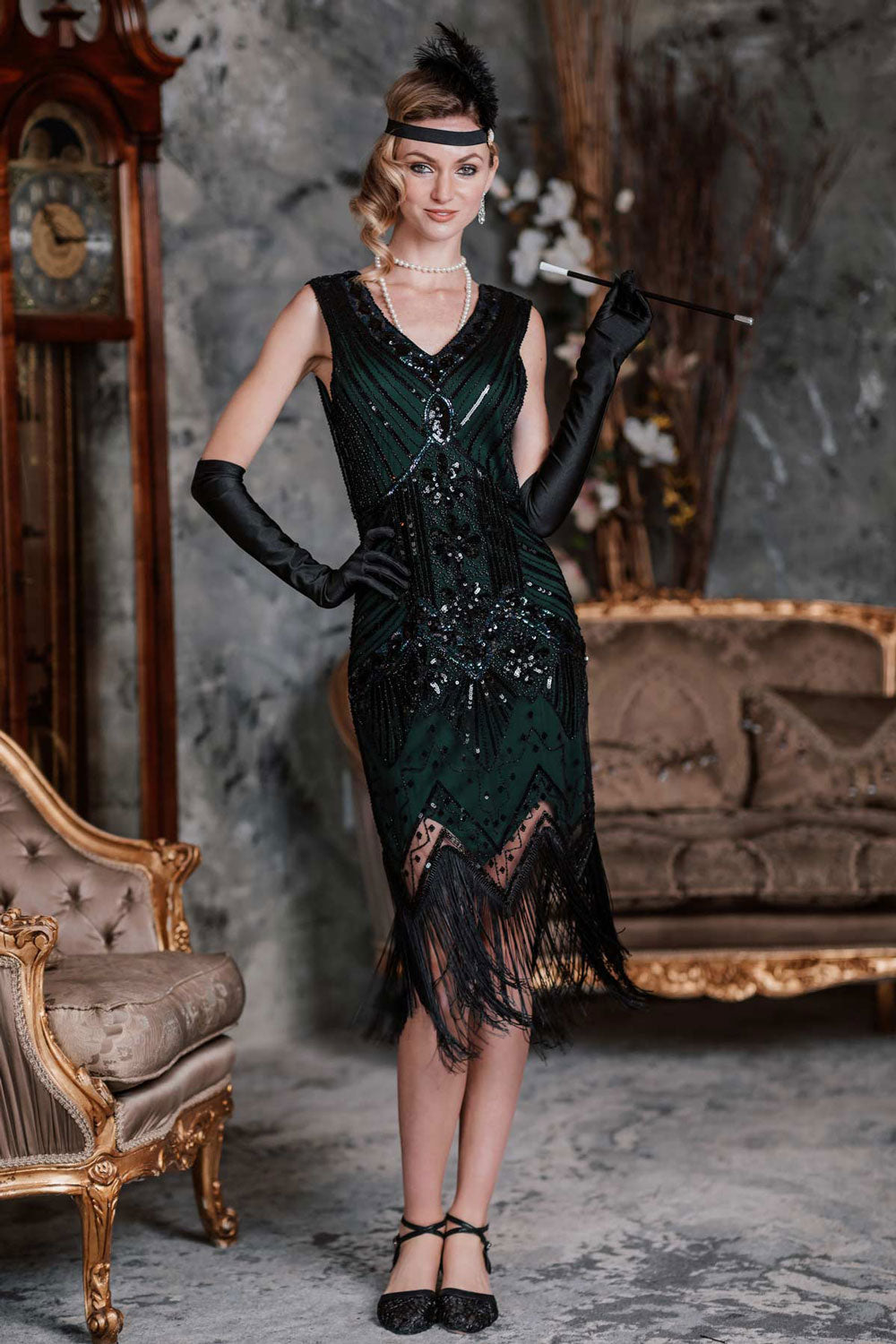 Alba | Vestido de Fiesta con Pedrería y Flecos, Estilo Charleston