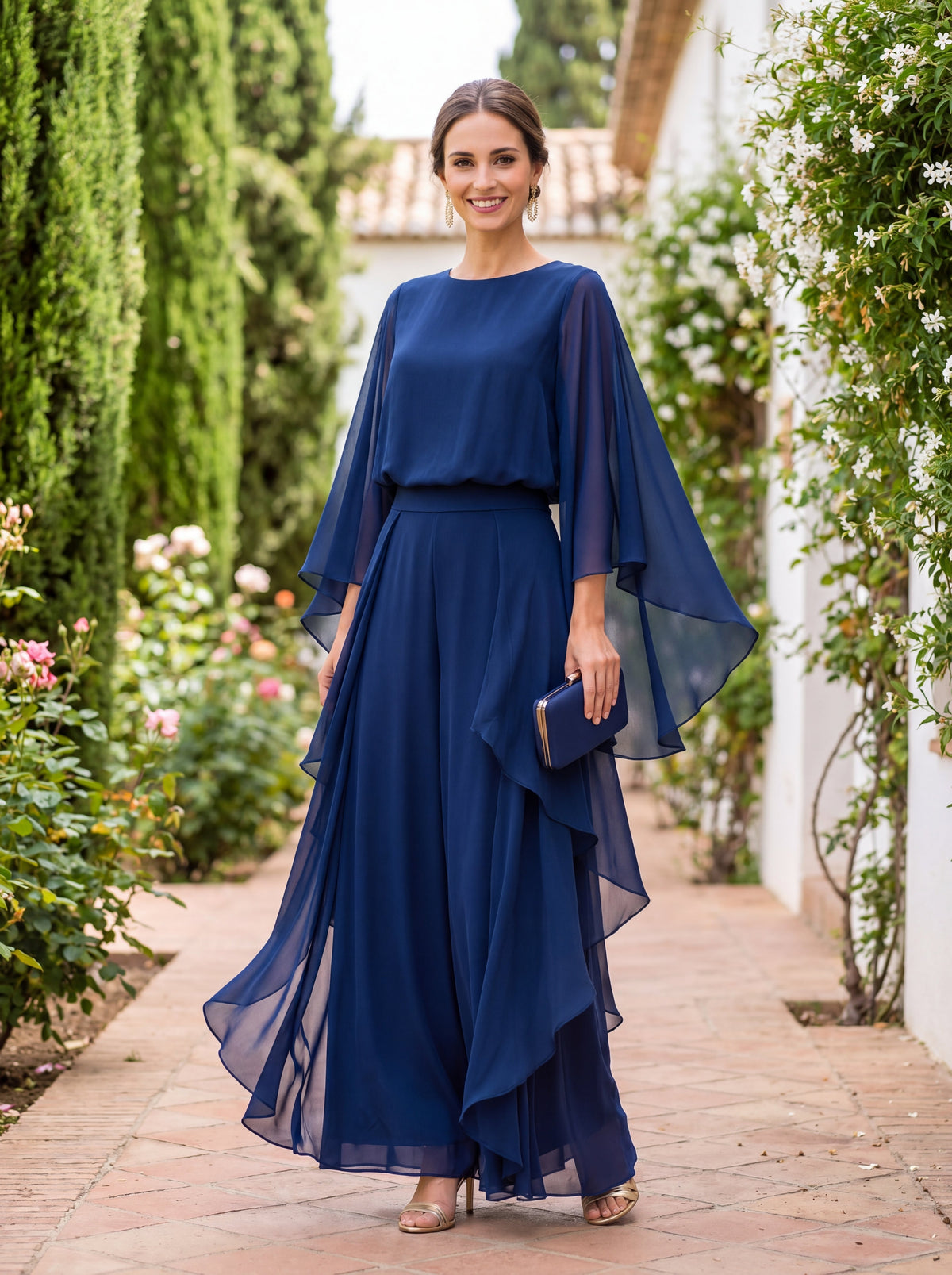 Lucrecia | Conjunto de Blusa con Manga Capa y Falda de Volantes