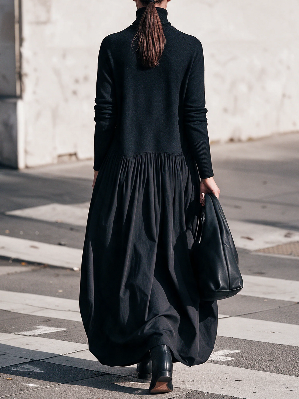 Adriana | Vestido Largo Oversize de Cuello Alto con Bolsillos