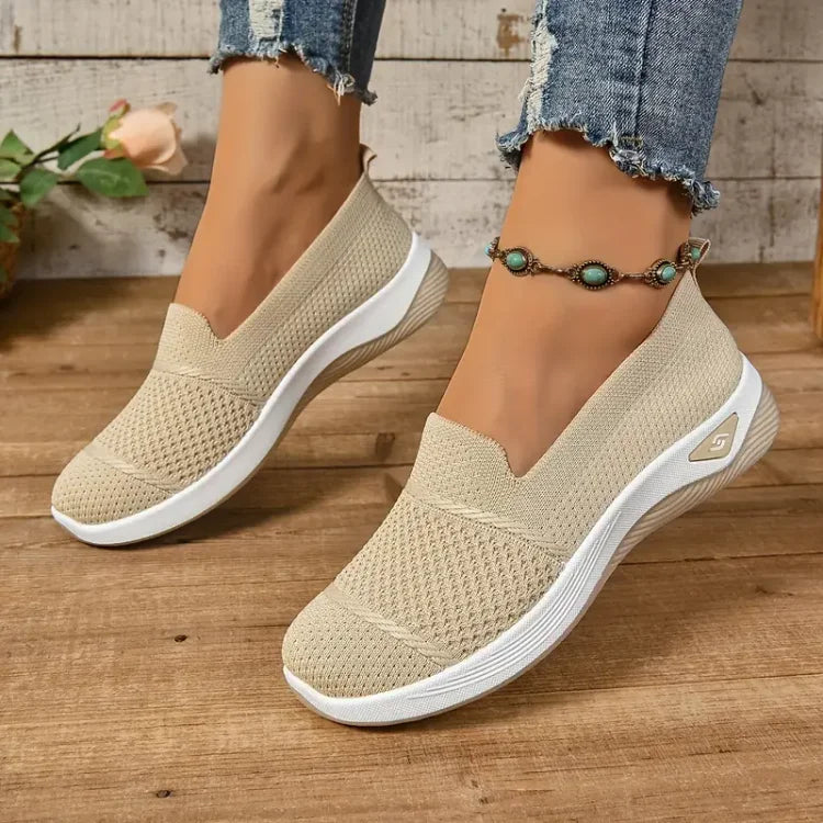 Cintia | Zapatillas Sin Cordones con Plataforma Amortiguada