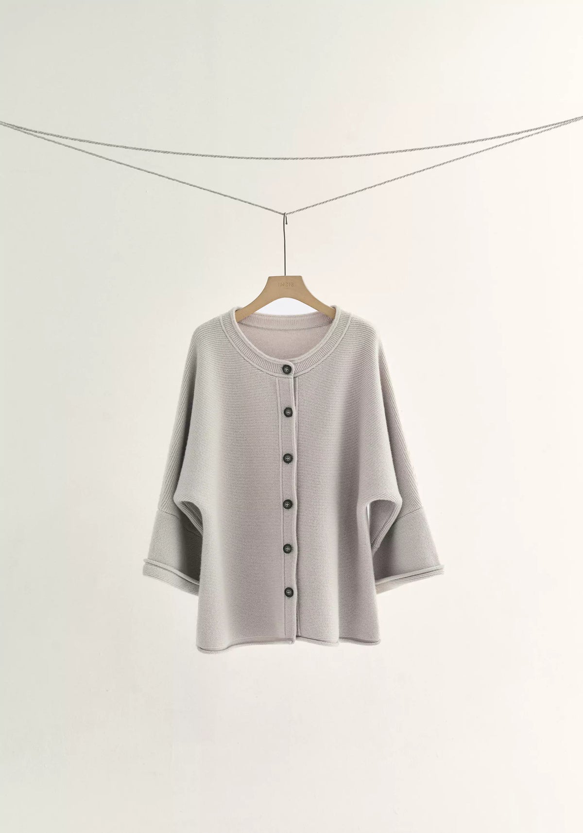 Noelia | Chaqueta de Lana con Corte Estructurado