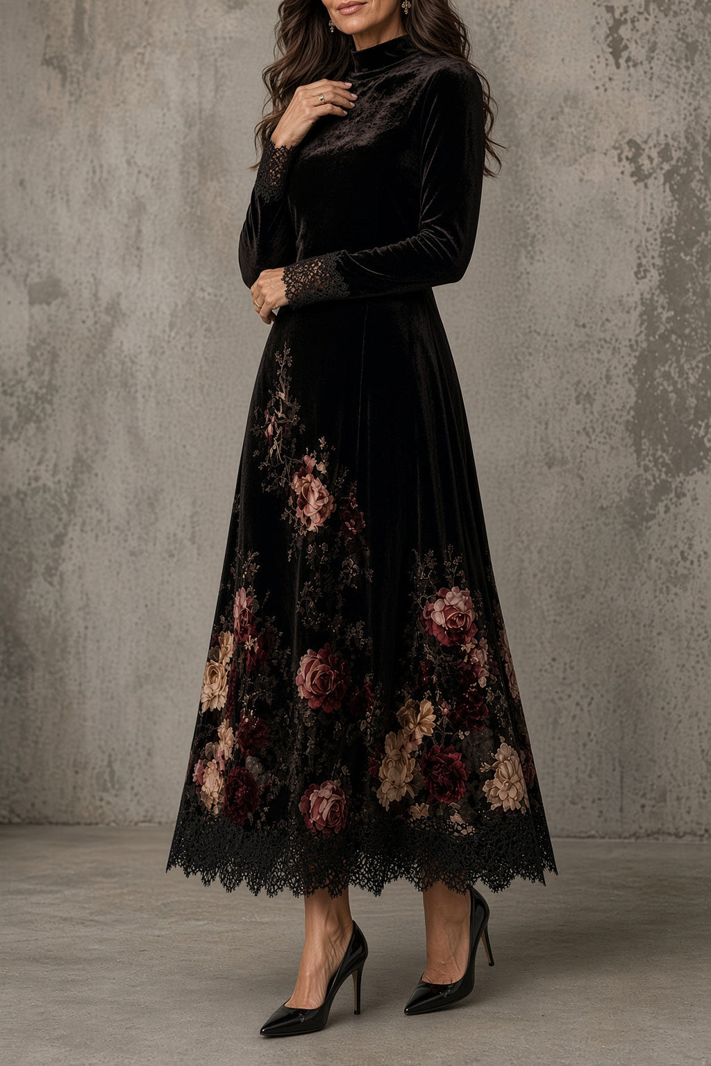 Luciana | Vestido de Terciopelo con Cuello Alto y Detalles de Encaje