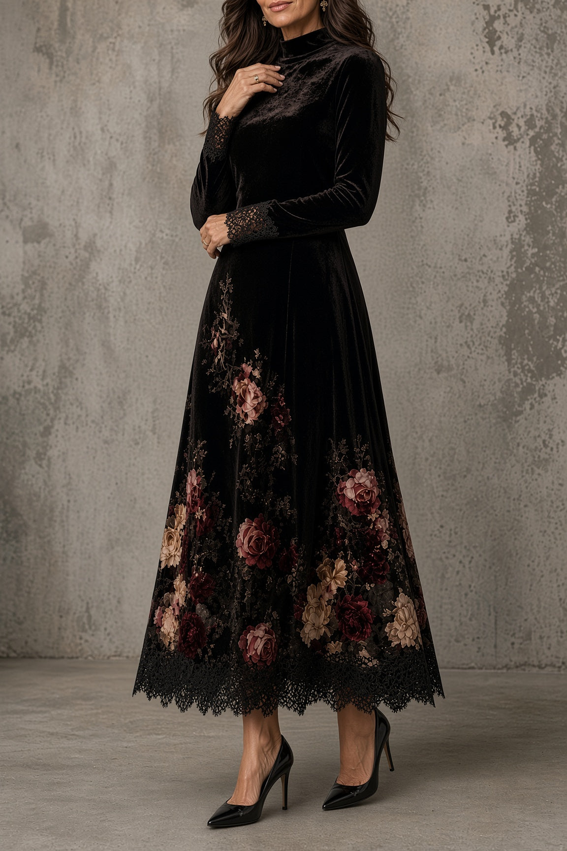 Luciana | Vestido de Terciopelo con Cuello Alto y Detalles de Encaje