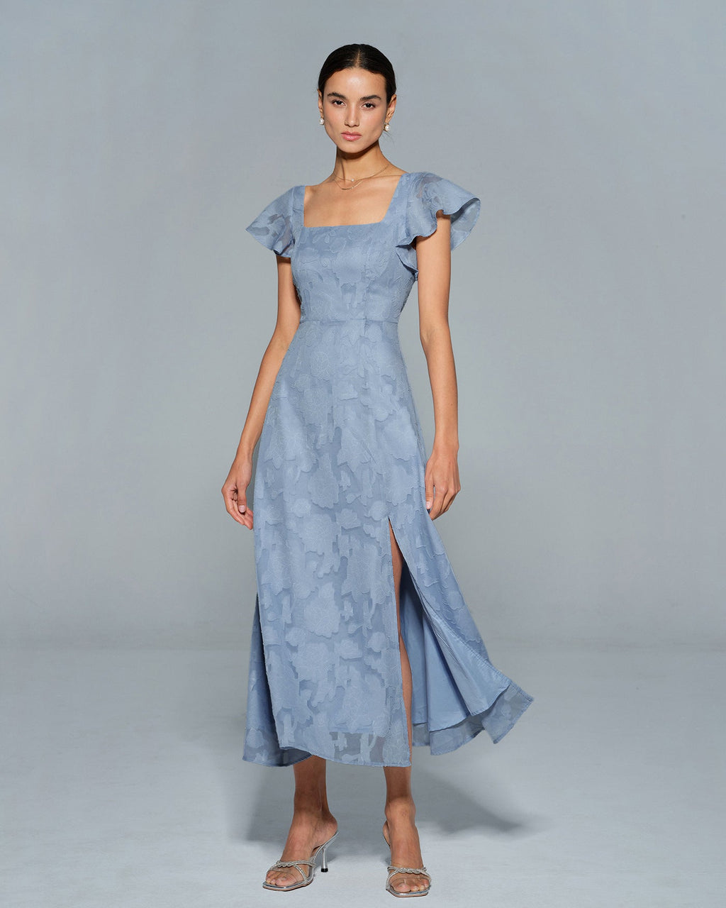 Vestido midi de jacquard floral azul, cuerpo entero