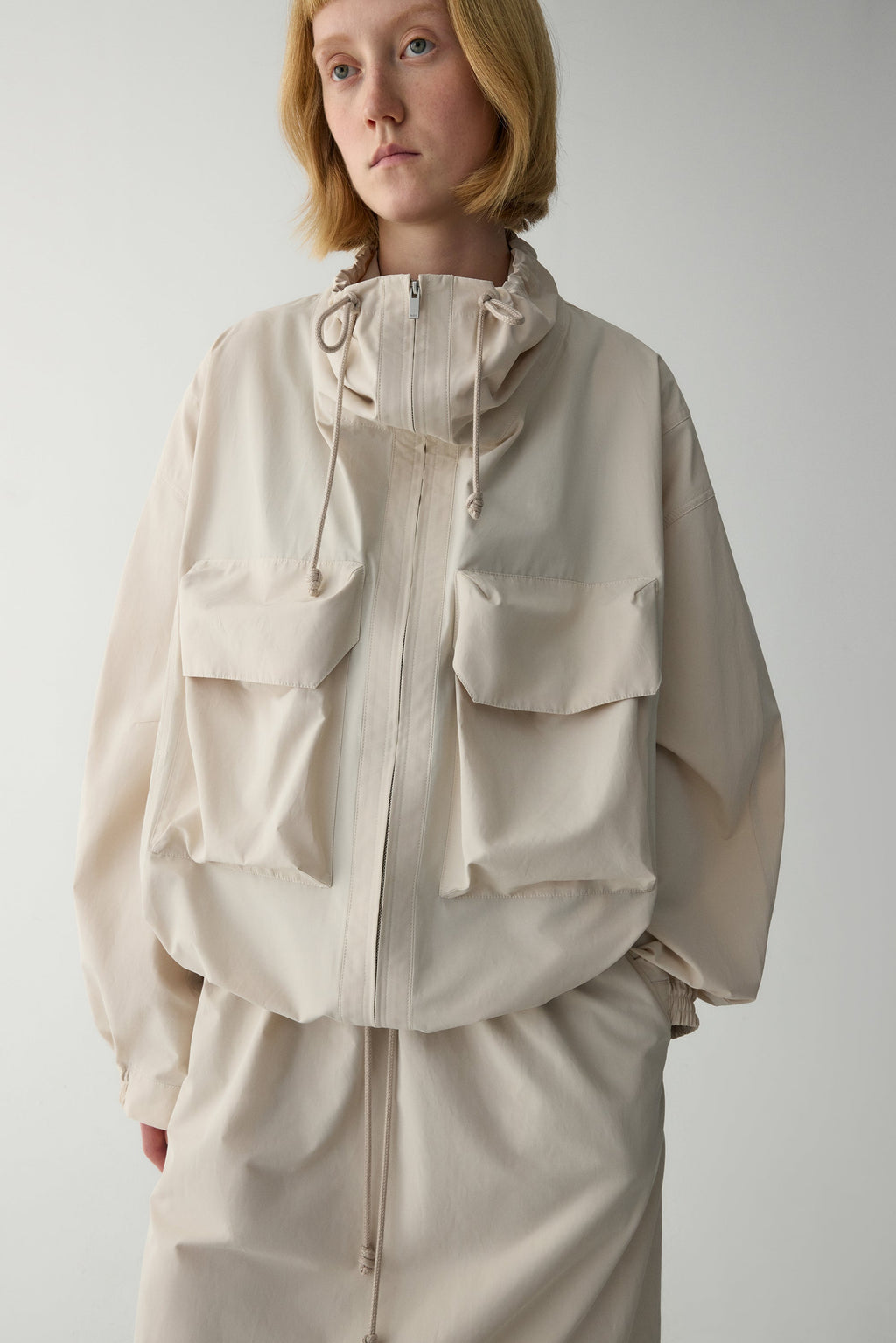 Sonia | Chaqueta Utility Oversize de Manga Corta