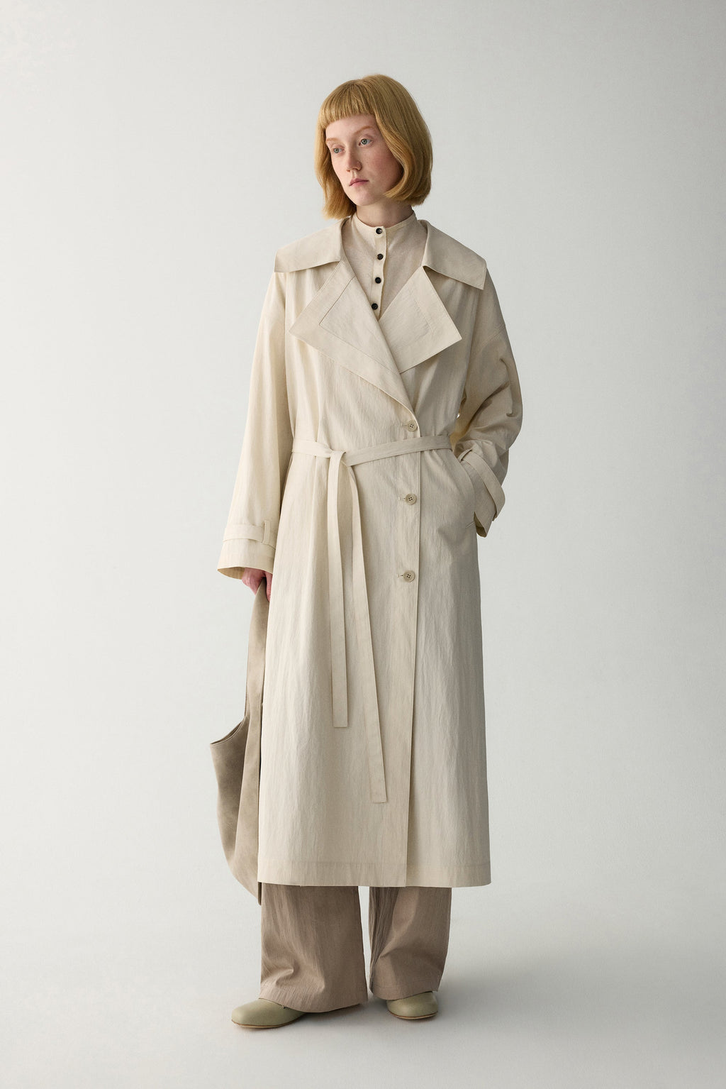 Elena | Trench Largo con Solapa Ancha