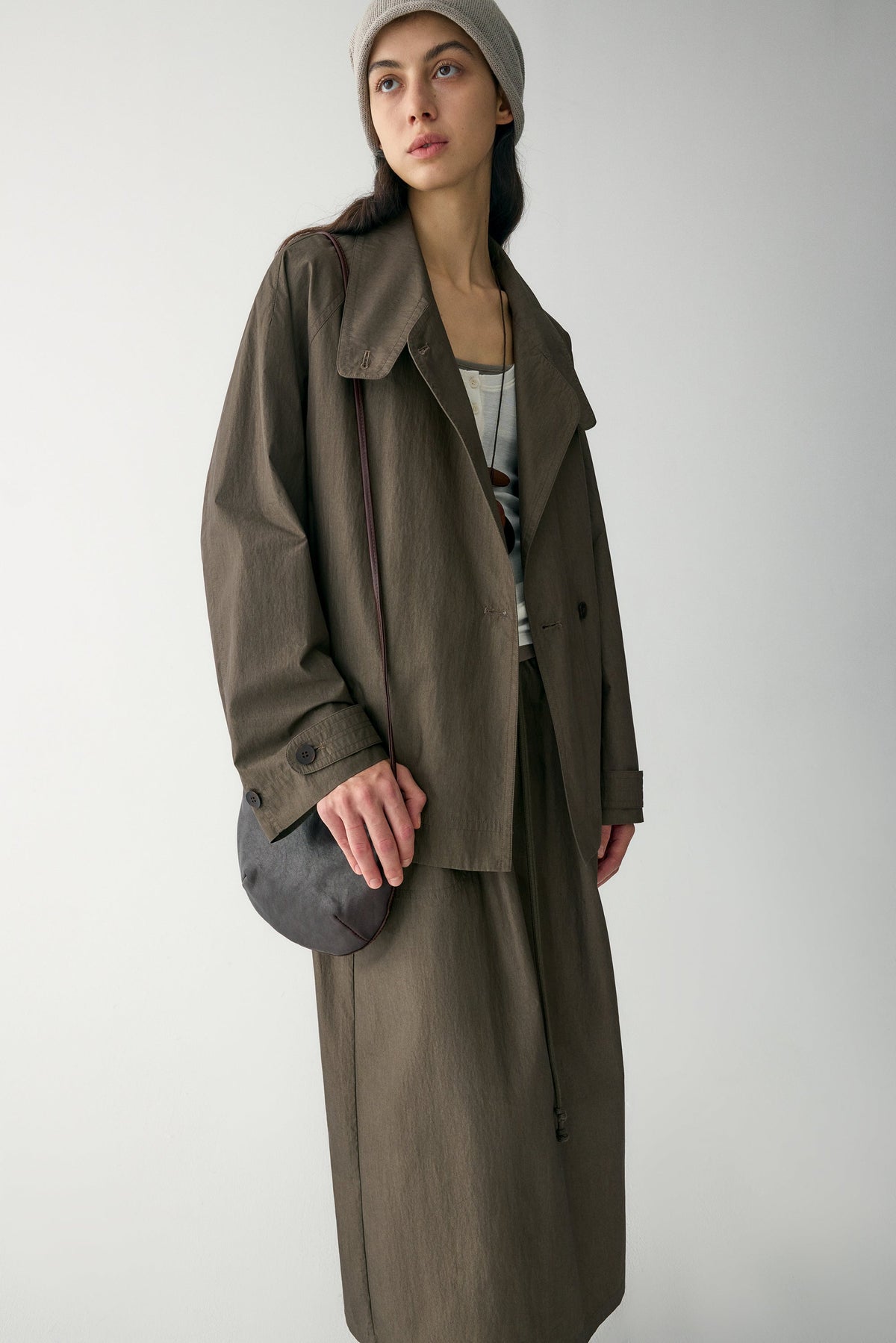 Vera | Trench Corto con Cinturón Anudado