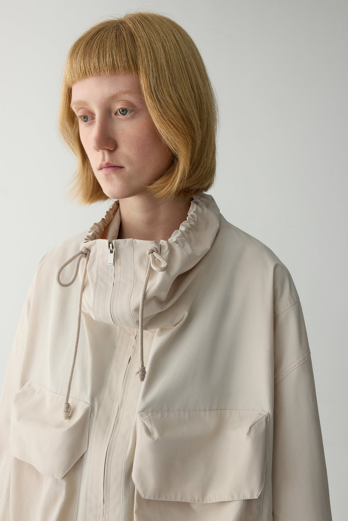 Sonia | Chaqueta Utility Oversize de Manga Corta